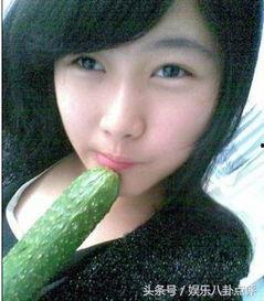 女的在吃瓜,女性吃瓜的趣味时光