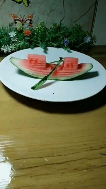 西瓜条特效吃瓜,解锁夏日吃瓜新姿势！
