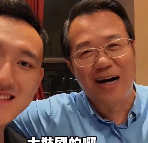 吃瓜网友男头像,揭秘吃瓜网友男头像背后的故事